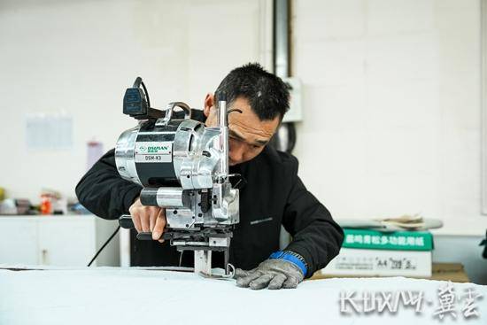 霸州定制家具产业集群的进阶密码开元棋牌网站潮起廊洽2025丨(图3)