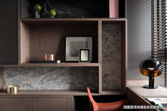 湾壹号售楼处发布：引领新一轮购房热潮开元棋牌试玩上海2025®前湾壹号前(图5)