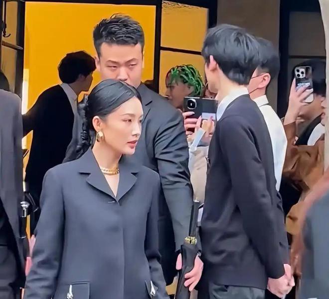 无人问津马龙侧身让位C位雷打不动开元棋牌上海会展暴露咖位：马伊琍(图18)
